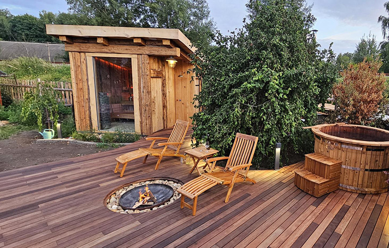 RP 110, SP 442 a JPM 2032WB v domácí zahradní sauně