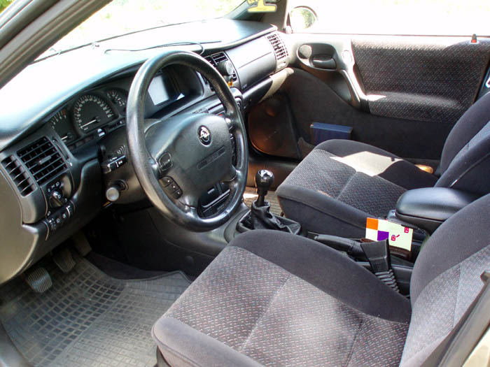 VF 602 v Seatu Toledo a Opelu Vectra