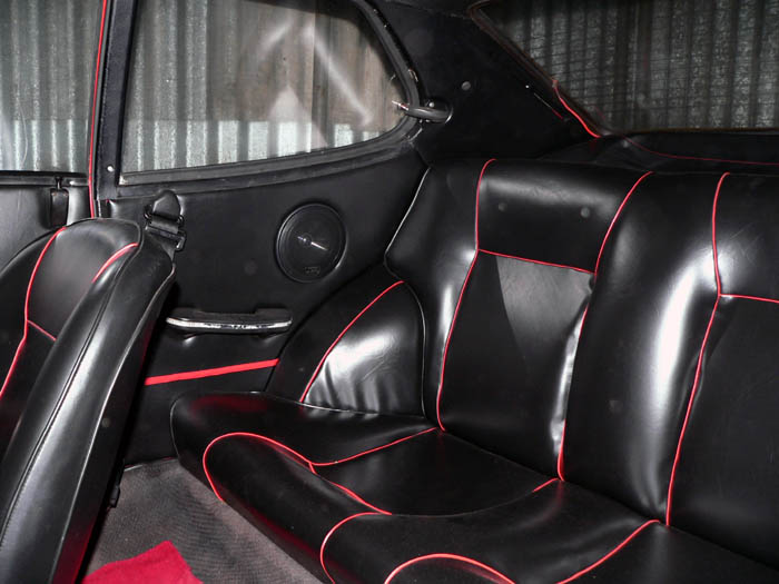 VF 602 v auto hifi zástavbě