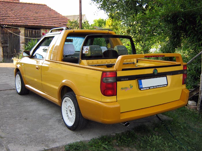 VF52 v automobilu Škoda Felicia Fun