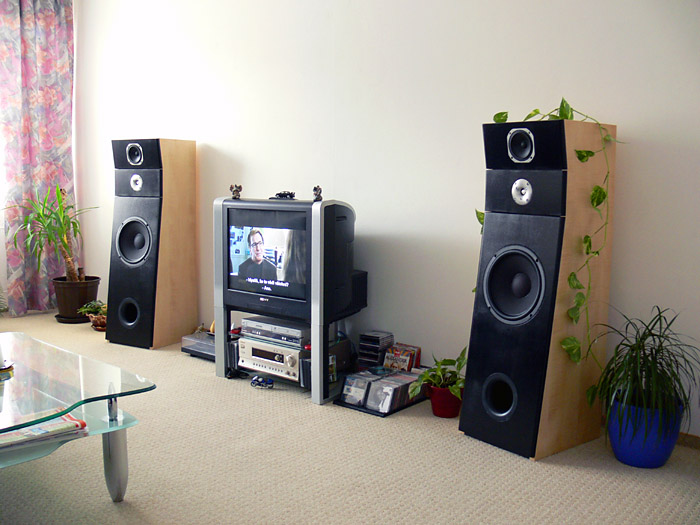 12BR70, 5MP60N a T-2030 v domácí Hifi reprosoustavě