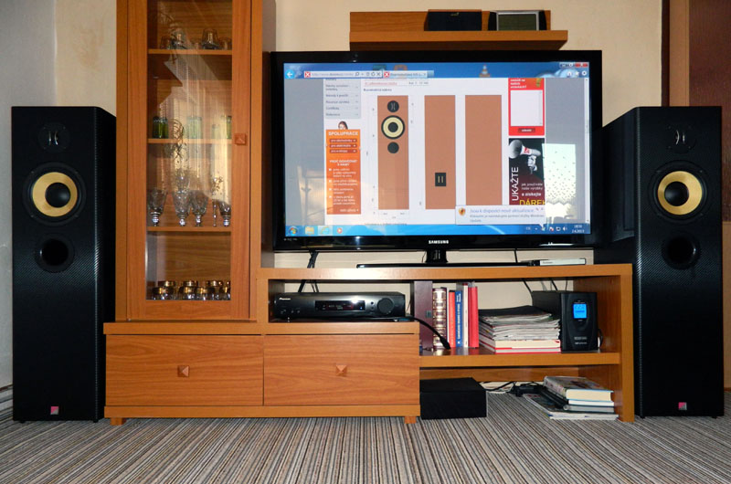 IRB 16/60/01,8 a IRT 10/80/01,8 ve sloupovoých reprosoustavách