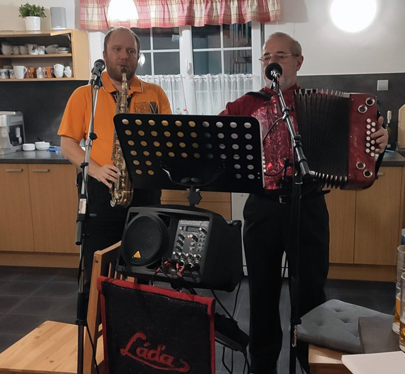 MD 505 používá hudební duo