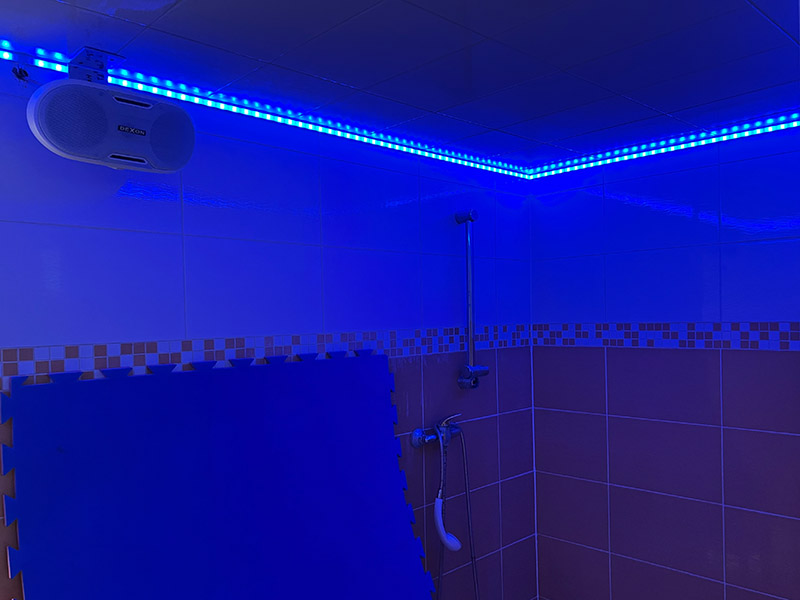 Přehrávač MRP 2171 a reprosoustavy SP 402 ozvučují léčebnu