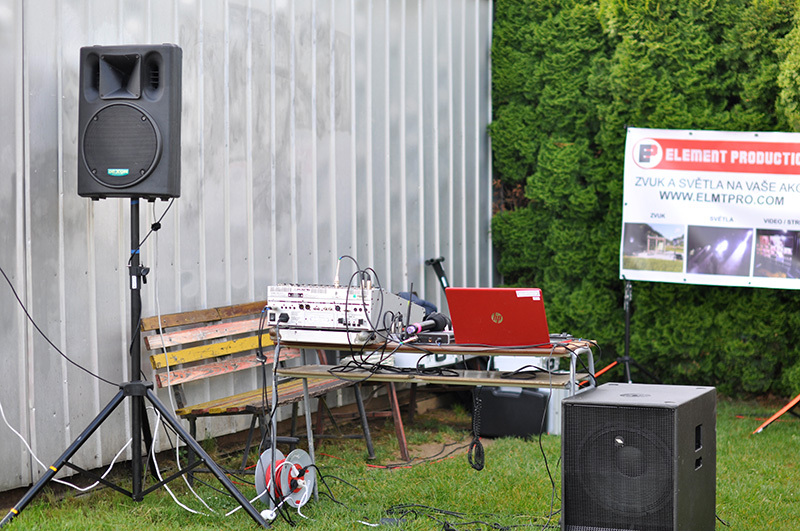 BC 1200A ve venkovním ozvučení