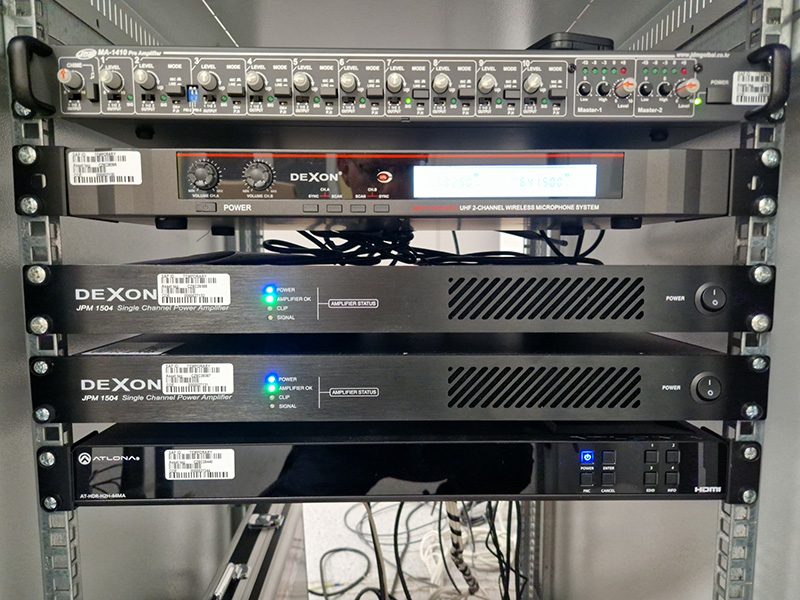 Školící místnosti ozvučeny pomocí JPM 1504, MBD 832 a MA 1410